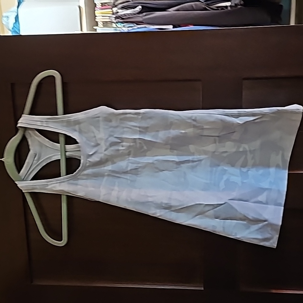 Lululemon Align size 4 camo tank